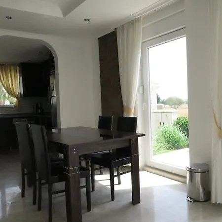 Βίλα Golf Villas *